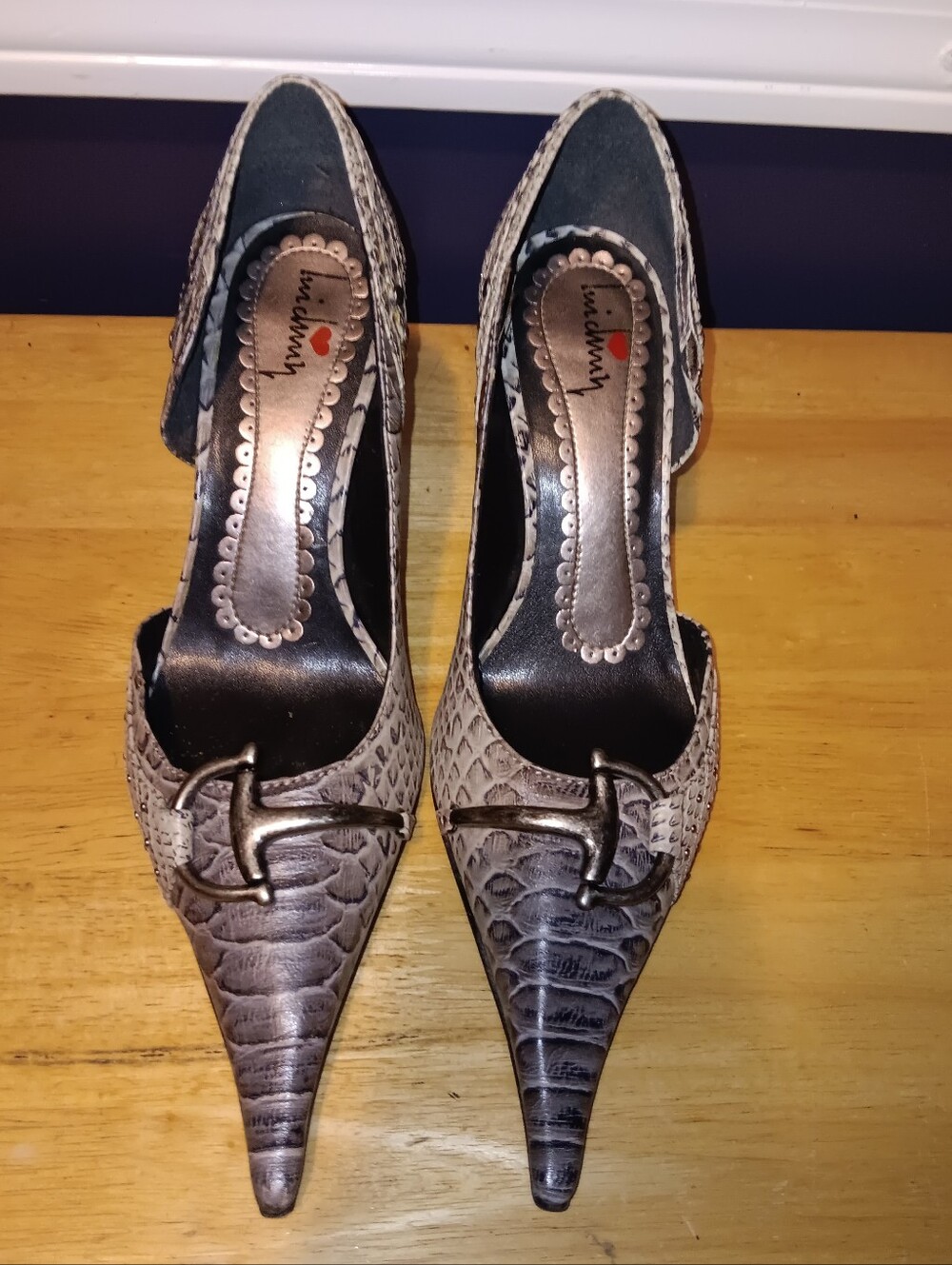 Luichiny Ultra Rare Vintage Y2k Croc Leather Horsebit Heels Size 9